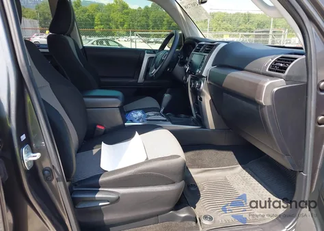 2021 Toyota 4Runner Sr5 from USA, damaged, VIN JTEEU5JR6M5245569